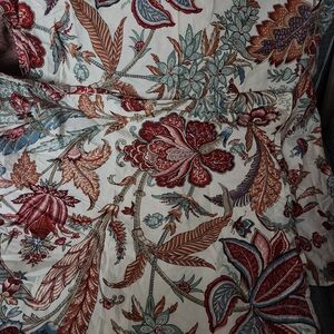 Pottery Barn Autumn Leaf Euro Shams (2) in Rust and Cream